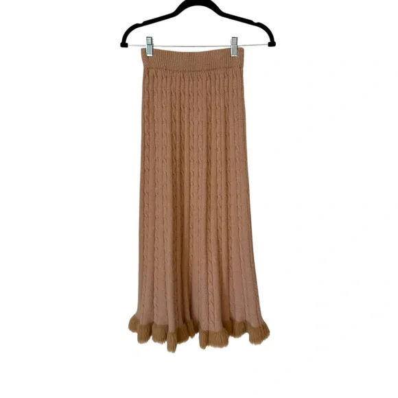 Knit Stretch Beige Fur Trim Skirt - Picture 9 of 9